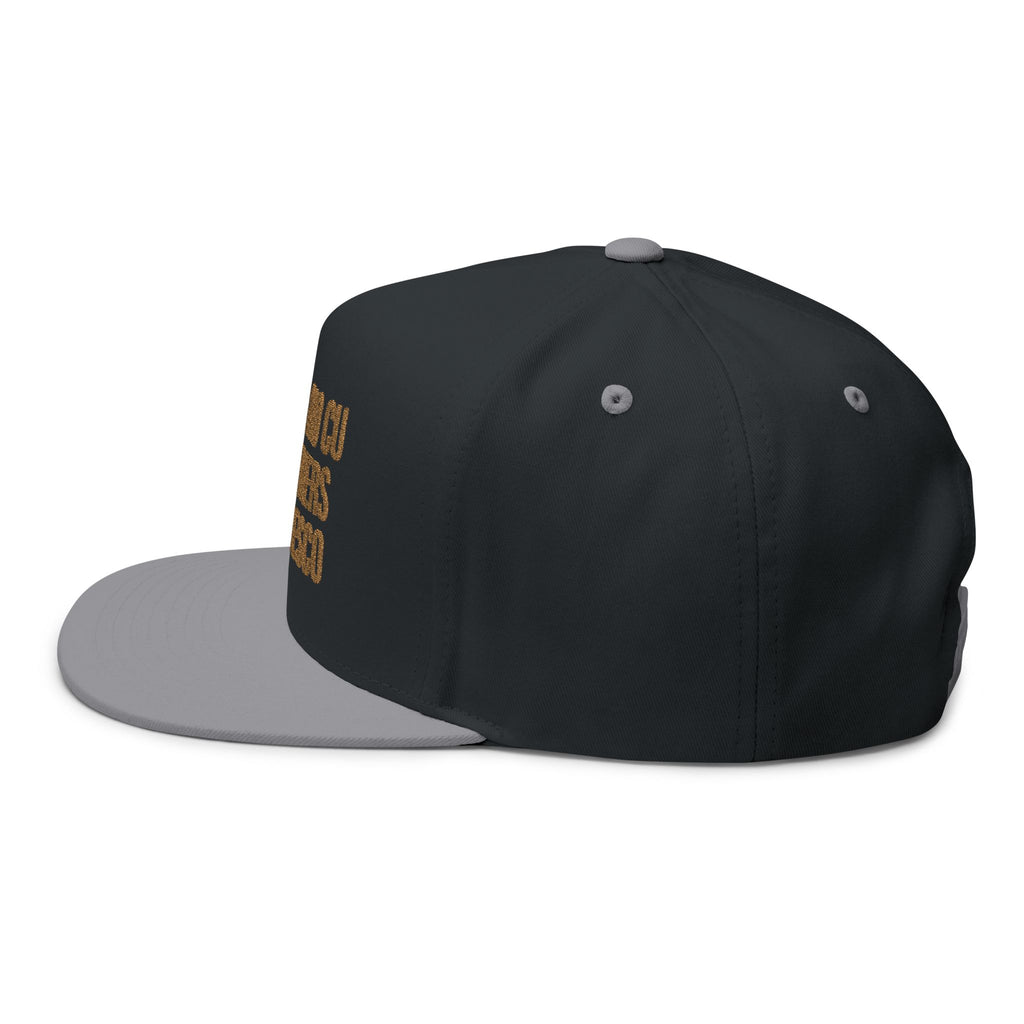 Embroidered Flat Bill Cap — 'PEPPER NO CU DOS OTHERS E REFRESCO' Statement Snapback